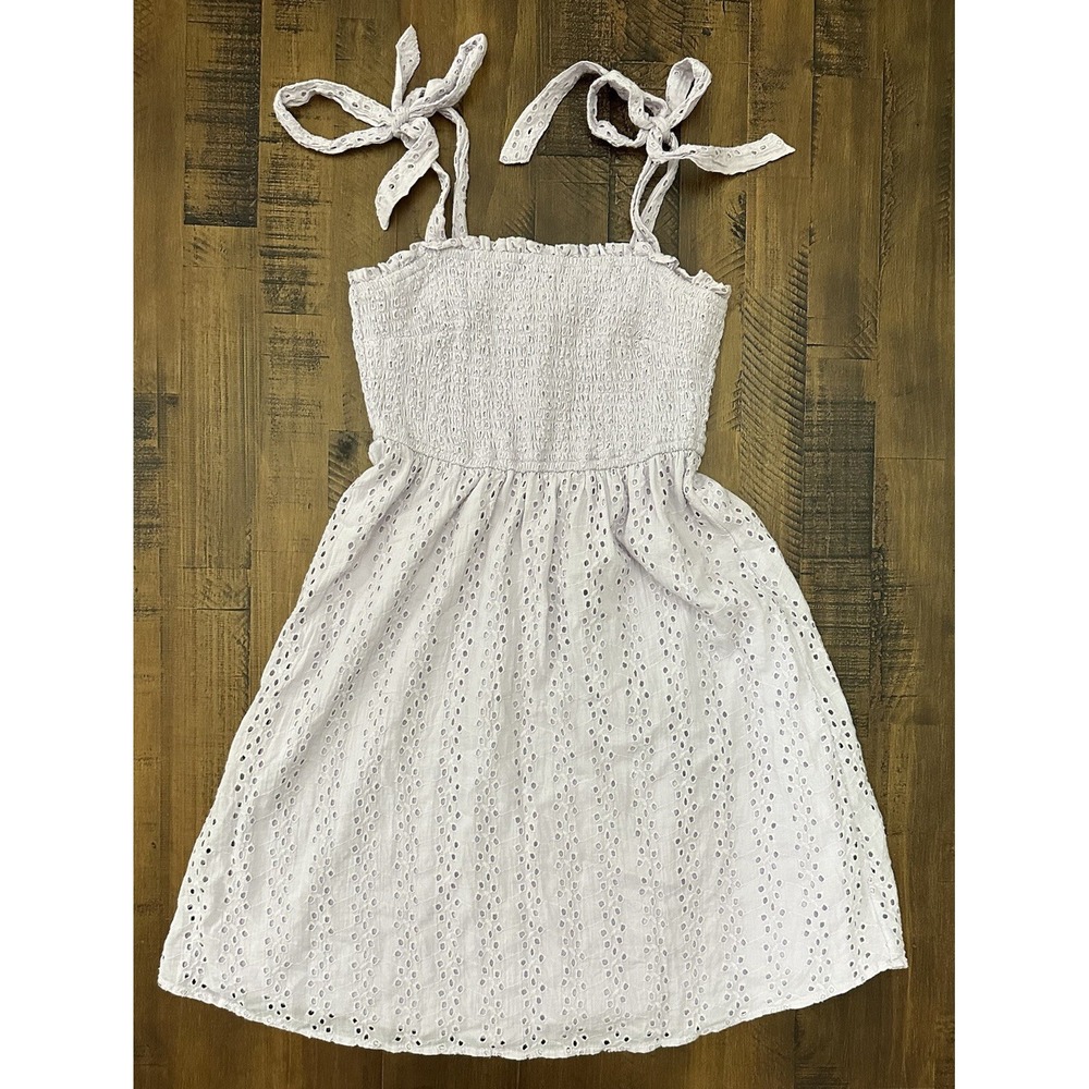 Hollister Lavendar Eyelet Tie Shoulder small Dress EUC
